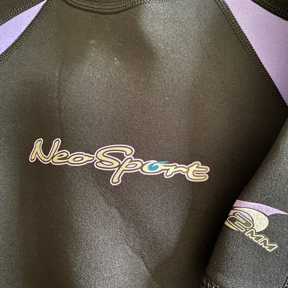 Neosport kid’s wetsuit age 8. - Picture 5 of 5